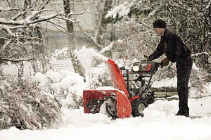 世界各國除雪有妙招　專業(yè)除雪設(shè)備顯身手