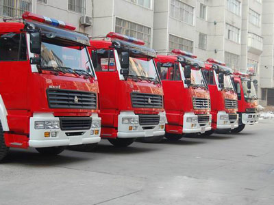 新消防車武裝遼寧朝陽(yáng)消防支隊(duì)