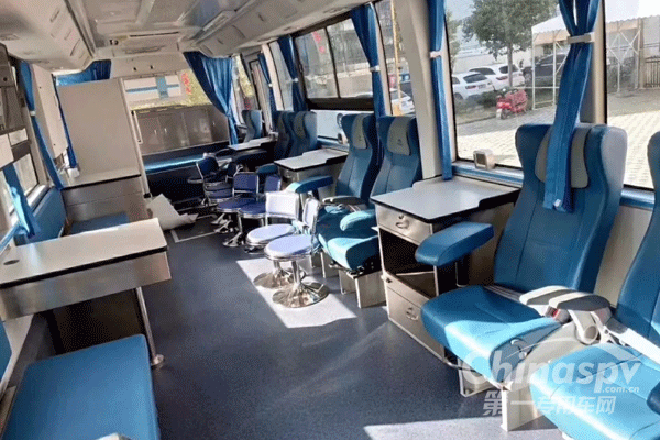 宇通鋰電采血車服務(wù)寧波中心血站