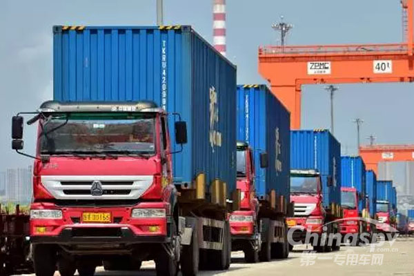 重慶：推進中新互聯(lián)互通交通物流發(fā)展