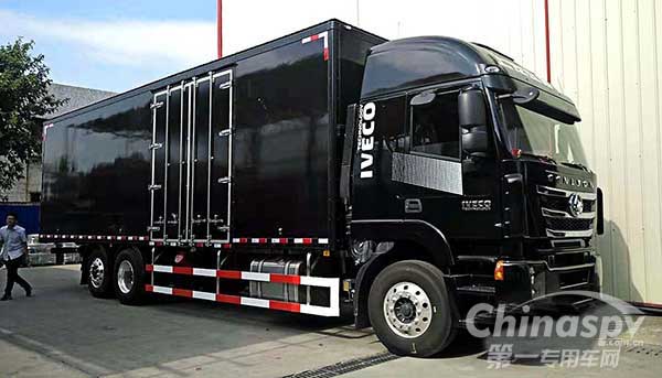 上汽紅巖攜這三款產品亮相廣州車展