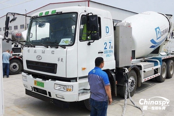 星馬電動攪拌車