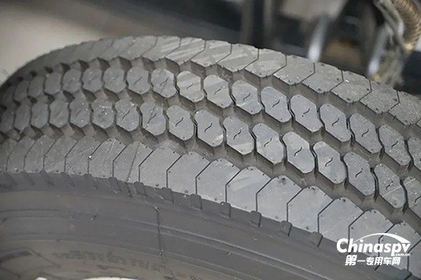 東風(fēng)輕型車：輪胎該如何養(yǎng)護(hù)？