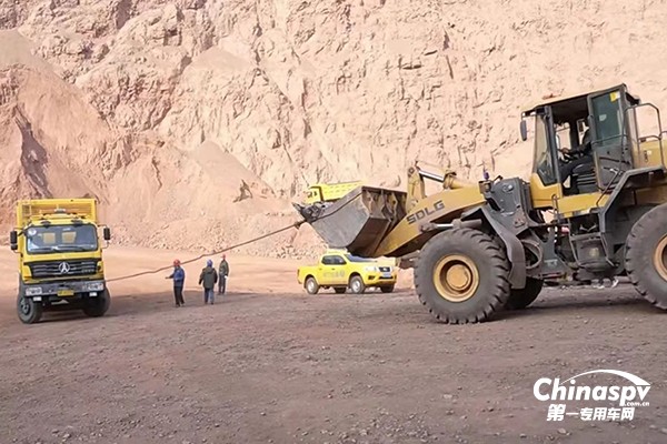 北奔重卡助力內(nèi)蒙古消防、阿拉善電業(yè)局馳援救援一線
