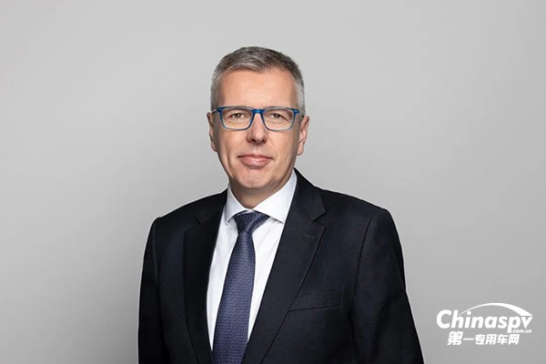 采埃孚集團(tuán)2022年銷售額達(dá)438億歐元，強(qiáng)勁增長14%