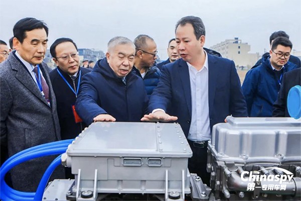 玉柴全球首款混合動(dòng)力電驅(qū)無(wú)級(jí)變速動(dòng)力總成獲贊