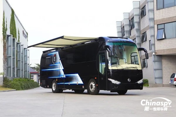 指揮搶險(xiǎn)救災(zāi) 金龍推出“應(yīng)急神器”指揮車(chē)