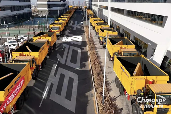 讀懂徐工礦卡 一起感受復(fù)購超300臺(tái)的底氣