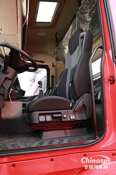 江淮星耀X5冷藏車:秋天的第一只大閘蟹，你嘗鮮了嗎？