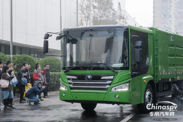  環(huán)衛(wèi)裝備的理想之選！宇通環(huán)衛(wèi)重磅亮相2024中國環(huán)衛(wèi)博覽會