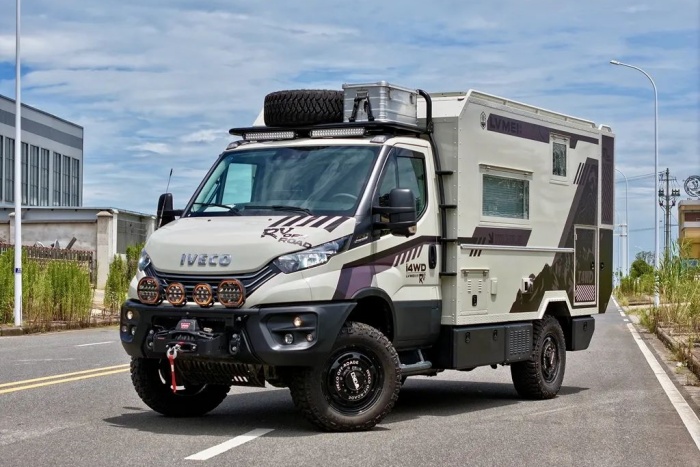 旅美意大利NEW DAILY 4X4漫步系列T型越野房車(chē)