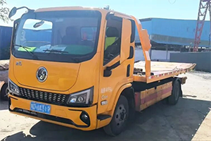 清障救援“不考慮其他車”！羅老板只認(rèn)陜汽+康明斯