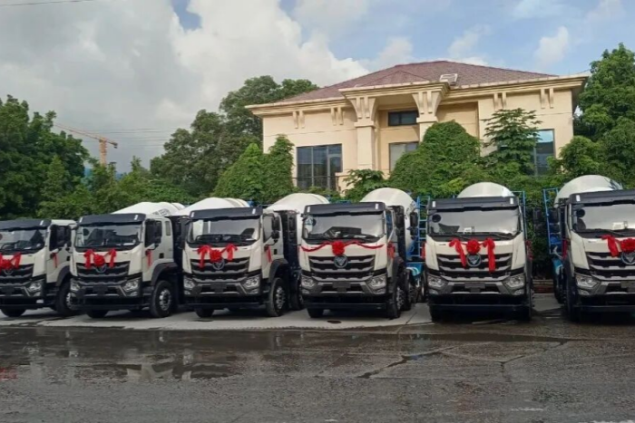 綠色運(yùn)力賦能灣區(qū)建設(shè)！福田雷薩新能源攪拌車正式交付深圳恒利隆