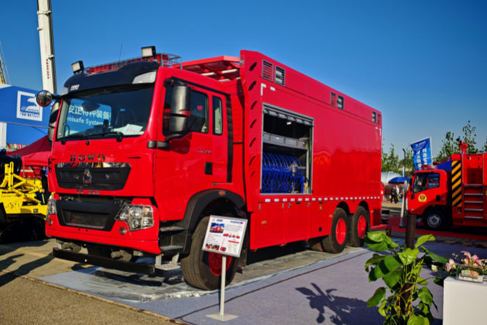 中國重汽以“霸屏”實力，登陸第二十一屆中國國際消防展！