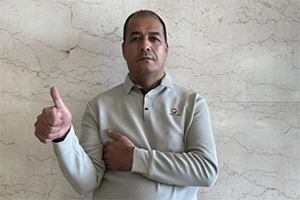 吾布力卡斯木·買買提：解放動力CA6SX1助我馳騁絲綢之路