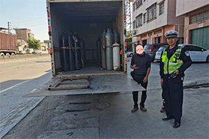 廣東江門查獲一非法運(yùn)輸?；份p型貨車