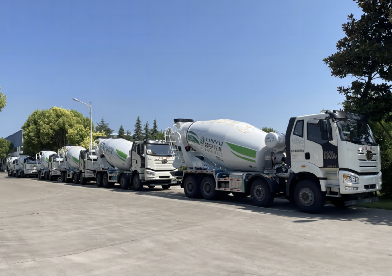 趁熱打鐵，霸氣出征!凌宇汽車秋天的第一次發(fā)車安排了！