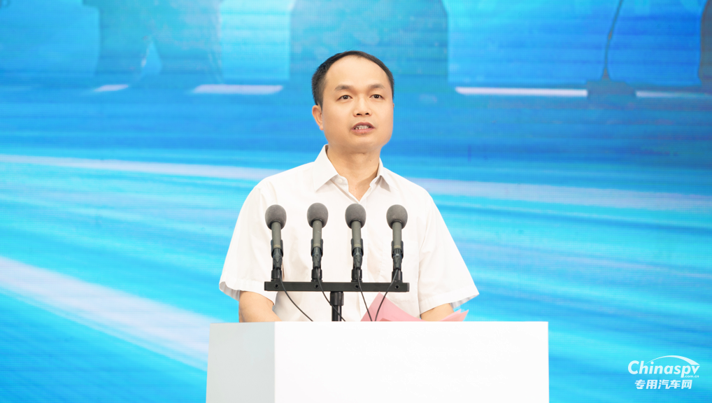 氣效卓然 領(lǐng)勢新程 解放悍V-LNG 中置軸轎運(yùn)車隆重上市！