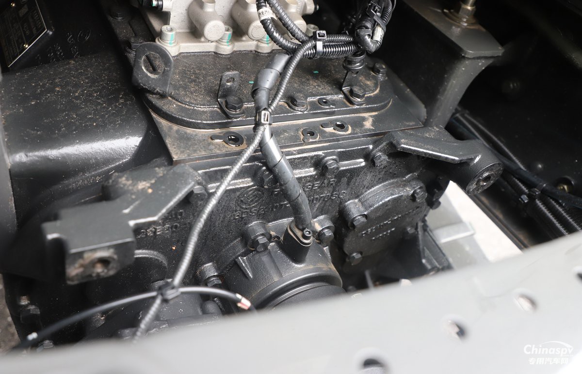 高效 節(jié)能 安全，乘龍H5純充電自卸車解鎖創(chuàng)富“松弛感”