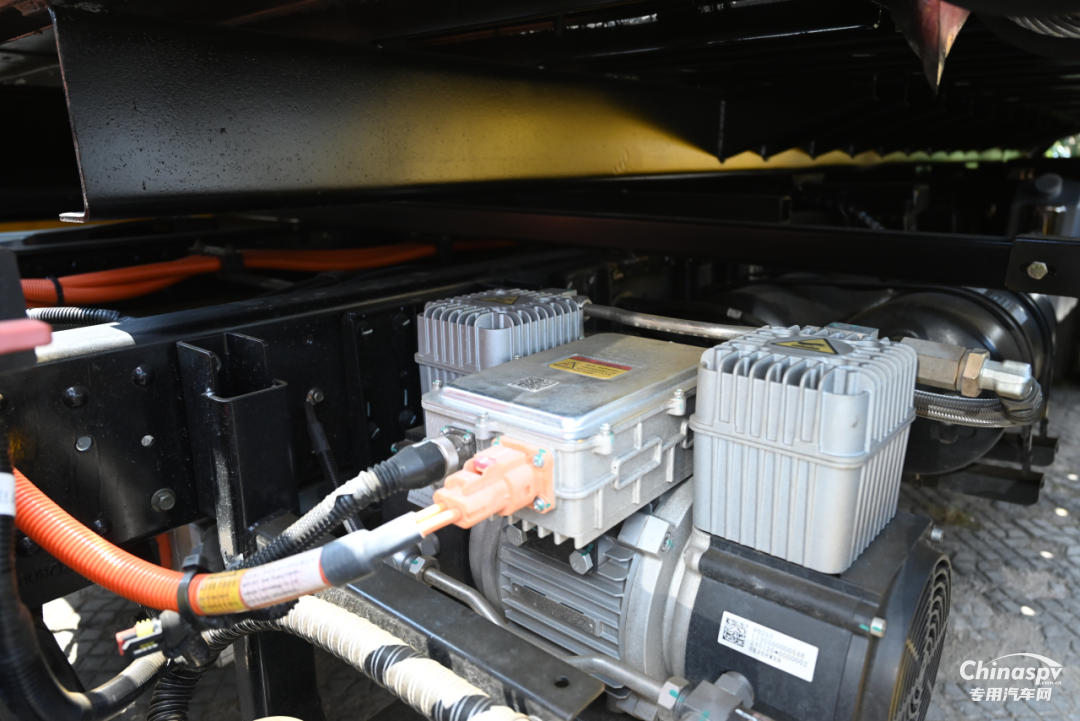 歐馬可為何被稱為“清障一哥”？看看這款車的實(shí)力你就明白了