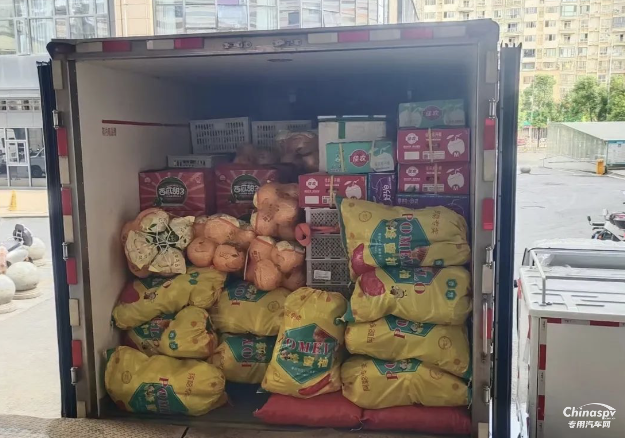 陳師傅：商超物流 拉貨能手 換車我還選江淮1卡和安徽康明斯動力！