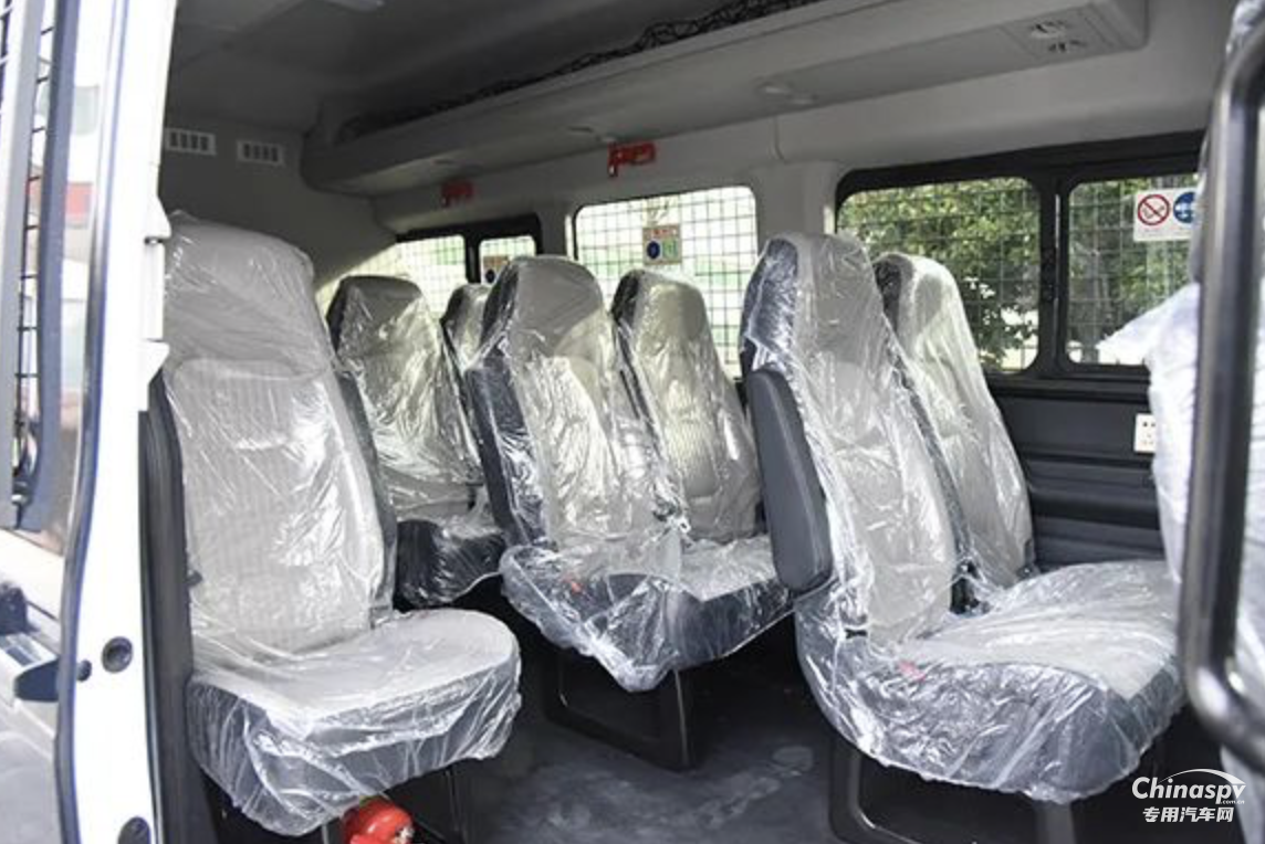 安全維穩(wěn) 快速處置 森源鴻馬防暴運兵車發(fā)往湖南