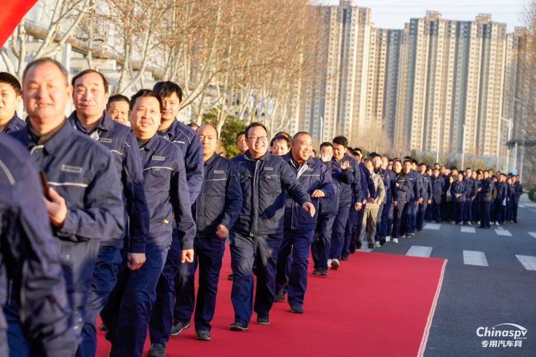 宇通專用車2025年開工盛典燃情開啟