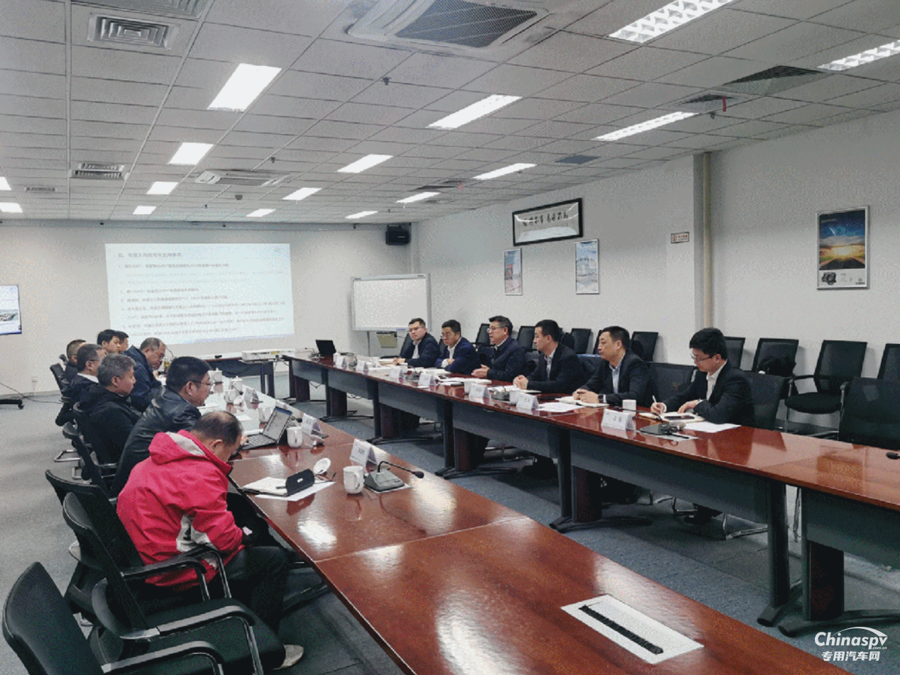 法士特馬旭耀董事長深入市場一線走訪調(diào)研