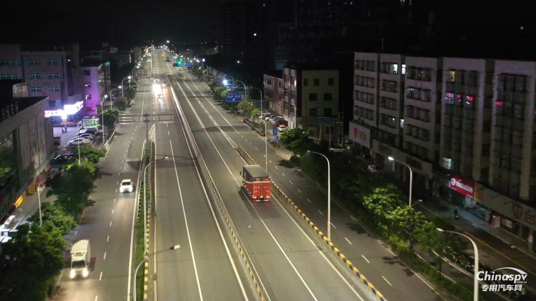 與時間賽跑！廣東肖師傅的高效之選：“有勁、省油、開不壞！”