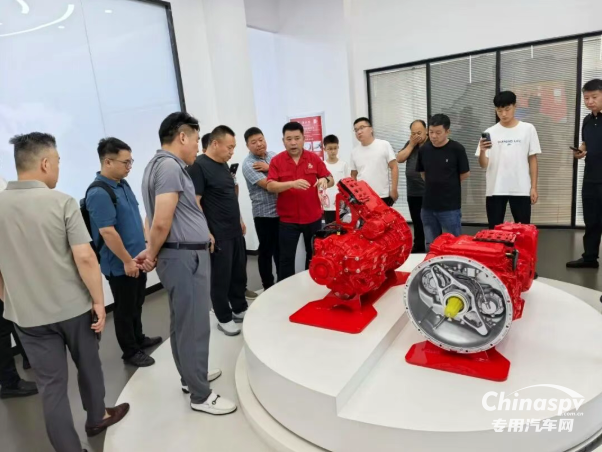 燃情八月，東風(fēng)康明斯 “百城聯(lián)動(dòng) 百場(chǎng)巡禮” 終端行動(dòng)持續(xù)升溫