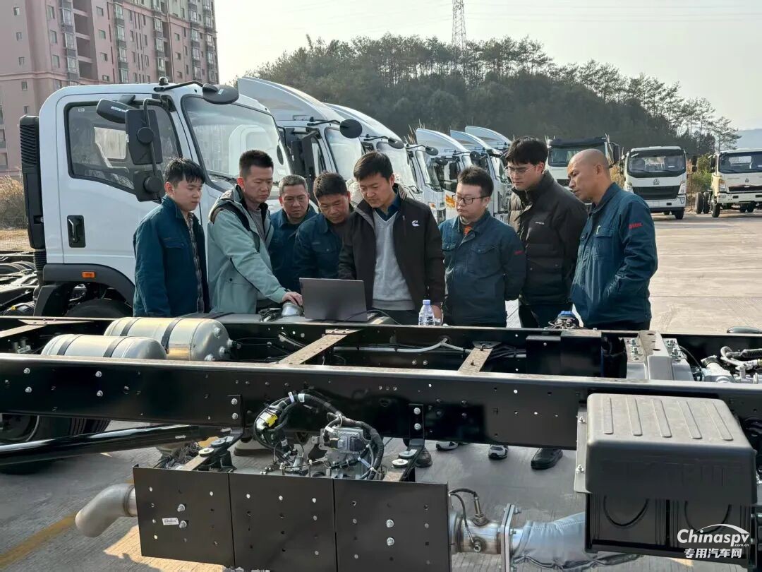 只教真功夫！康明斯“教師天團”來了