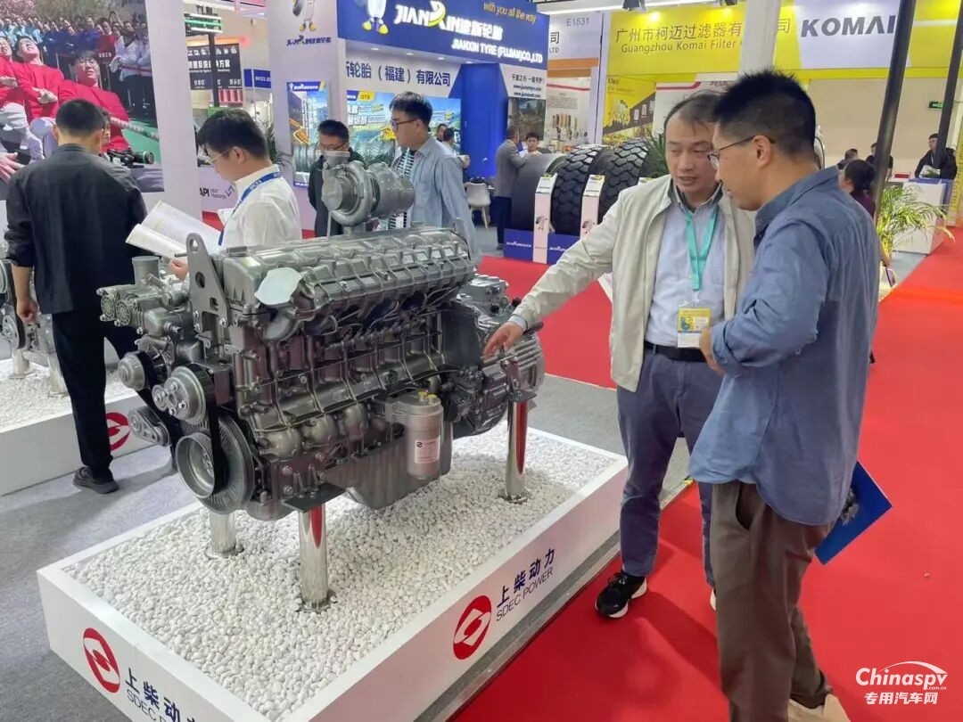 卓越動力創(chuàng)造更大價值，上柴動力為工程機(jī)械行業(yè)帶來更酷動力