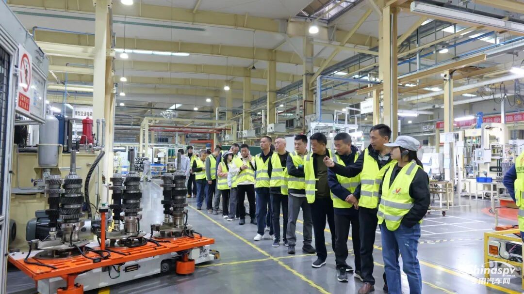 智造新引擎，護(hù)航?；?！岳陽云溪區(qū)道協(xié)探訪龍擎，共話合作新篇章