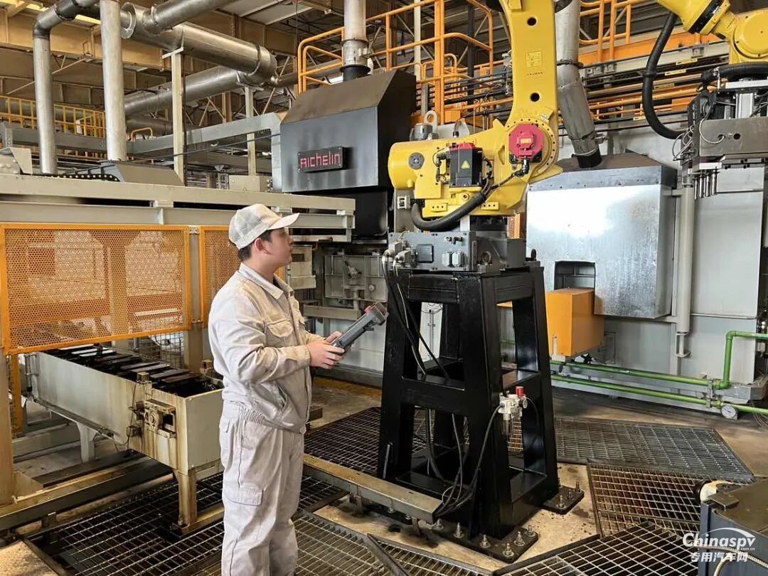 解放動(dòng)力：黨建引領(lǐng)聚合力，高產(chǎn)攻堅(jiān)顯擔(dān)當(dāng)