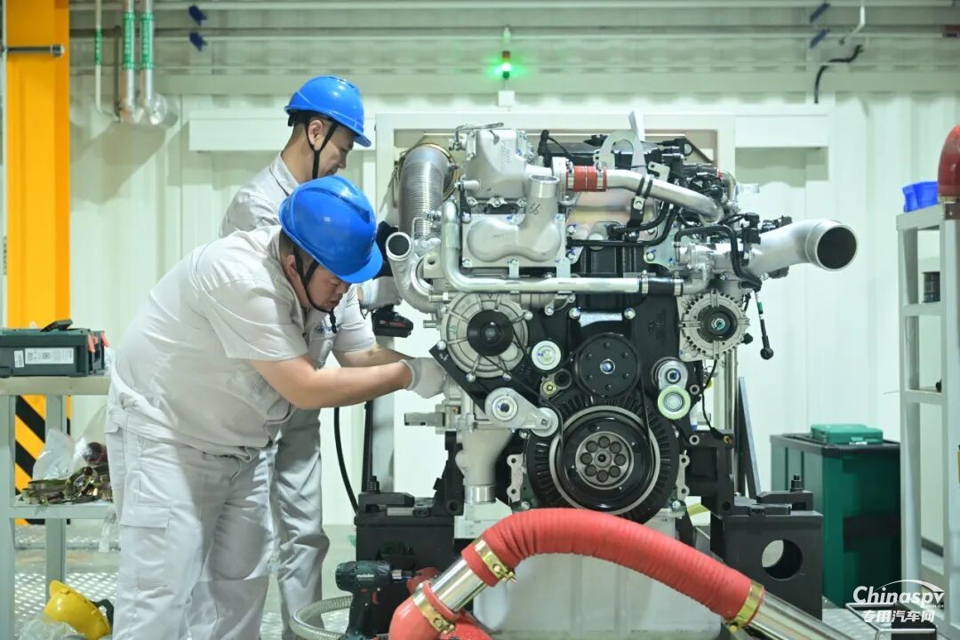 解放動(dòng)力：黨建引領(lǐng)聚合力，高產(chǎn)攻堅(jiān)顯擔(dān)當(dāng)