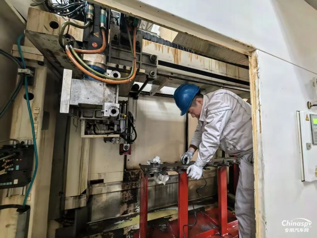 解放動力總成事業(yè)部起步即沖刺，迎戰(zhàn)2026！