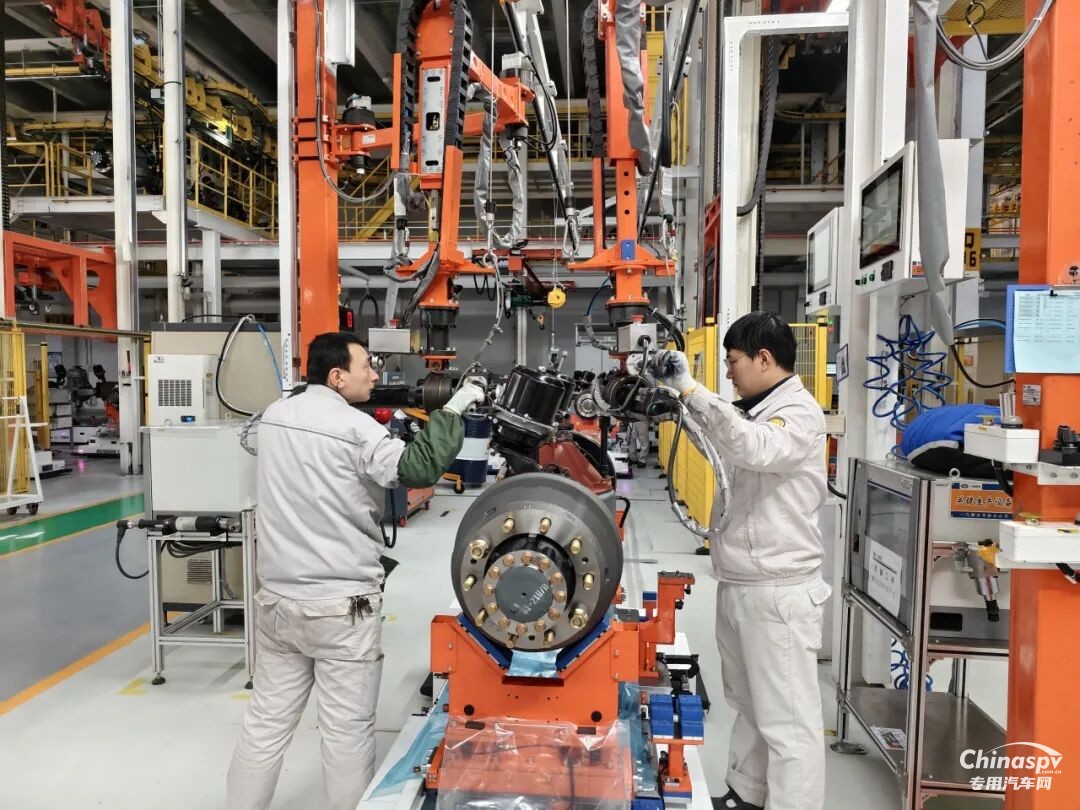 解放動力總成事業(yè)部起步即沖刺，迎戰(zhàn)2026！