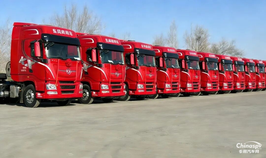 龍擎動(dòng)力驅(qū)動(dòng)西北?；袌?chǎng) 40臺(tái)天龍嶸耀成功交付甘肅大客戶(hù)