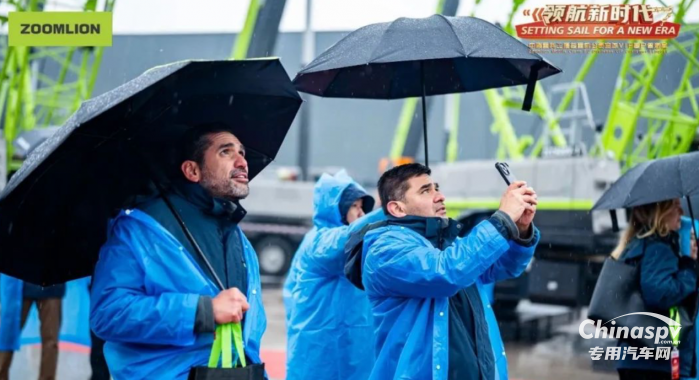 海外客戶齊聚星城，中聯(lián)重科工起海外活動(dòng)簽約訂單超15億元