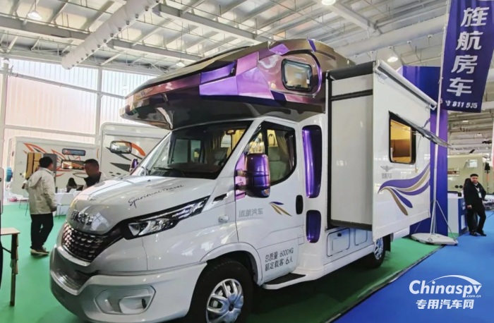 逛龍年首場房車展，選品質(zhì)高端進(jìn)口依維柯底盤房車