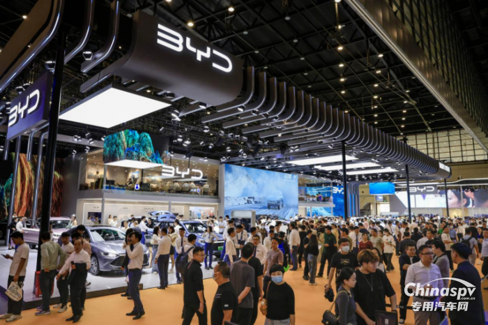 粵港澳大灣區(qū)（廣州）超級(jí)充電樁展覽會(huì)助力超級(jí)充電樁體系建設(shè)