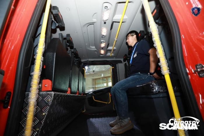 斯堪尼亞消防車底盤亮相第二十屆中國國際消防設(shè)備技術(shù)交流展覽會