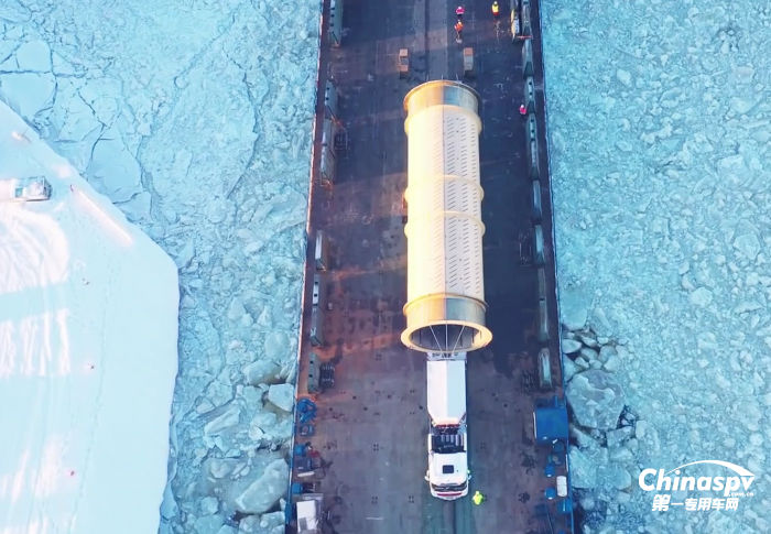 面對(duì)常年冰雪覆蓋 芬蘭的大件運(yùn)輸車如何做到應(yīng)對(duì)自如的？
